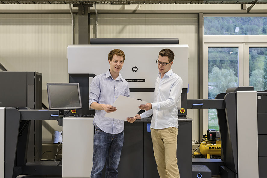 Chromos installiert HP Indigo bei Easyprint GmbH